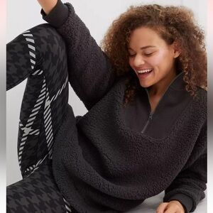 Aerie Dream Sherpa Quarter Zip Sweatshirt